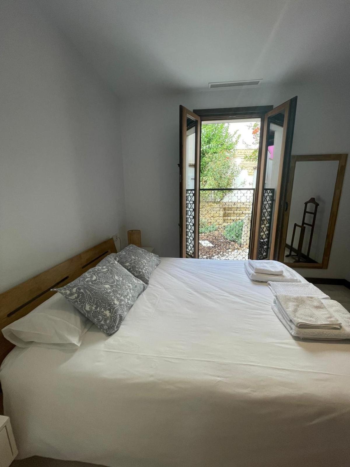 Appartement La Casa De La Escalera Bajo Derecha à Cordoue Extérieur photo